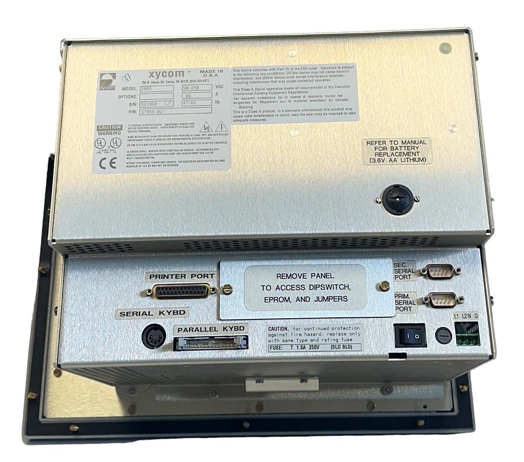 Used XYCOM 2005 / 97958-021 2000 SERIES INDUSTRIAL WORKSTATION 9" 90-250V .86A NSMP