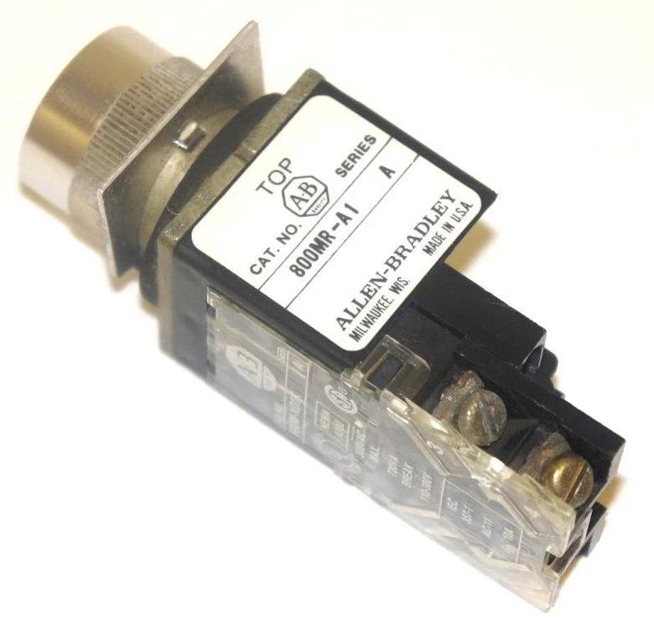 Used ALLEN BRADLEY 800MR-A1 OPERATOR PUSH BUTTON SWITCH, SER A W/ 800M-XD1K CONTACT
