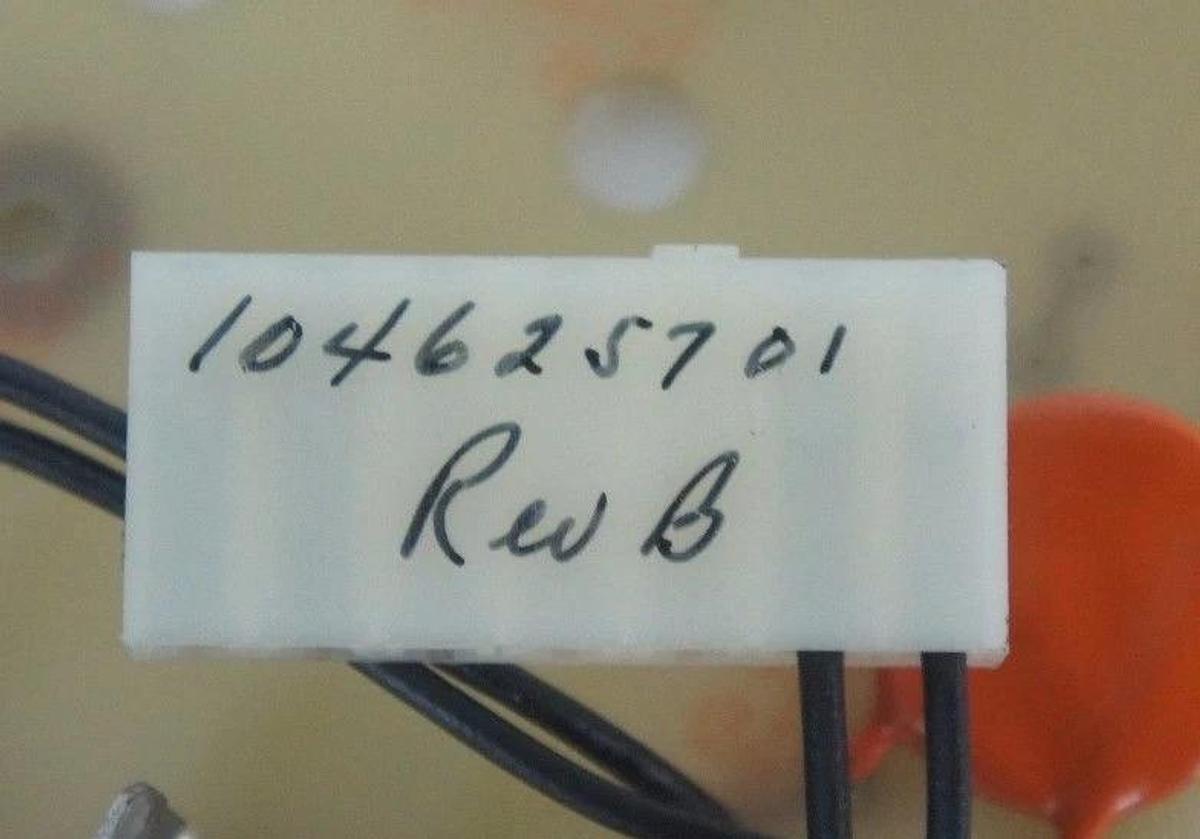 NEW FINCOR 3130 FIELD FUSE BOARD 104625103 REV. H