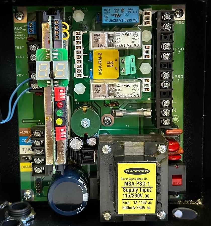 Used BANNER USCD-1T3 / USCD1T3 MICRO-SCREEN CONTROL BOX MSA-RM-2 MSA-PSD-1 50/60Hz