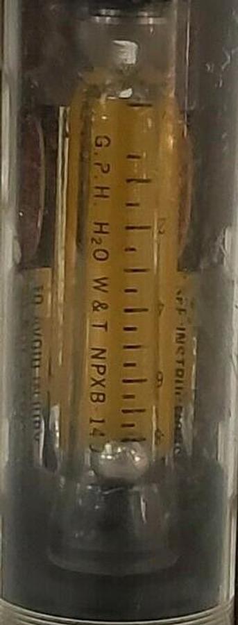 Used WALLACE & TIERNAN CENTRAL CONTROLS NPXB-140 FLOW METER, 0-8GPH H2O, 3871-FIC-251