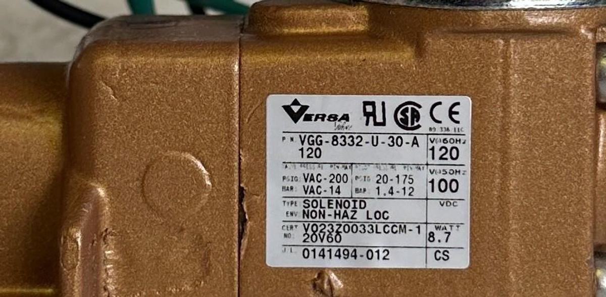 Used NEW VERSA VALVES VGG-8332-U-30-A120 / VGG8332U30A120 DIRECTIONAL SOLENOID VALVE