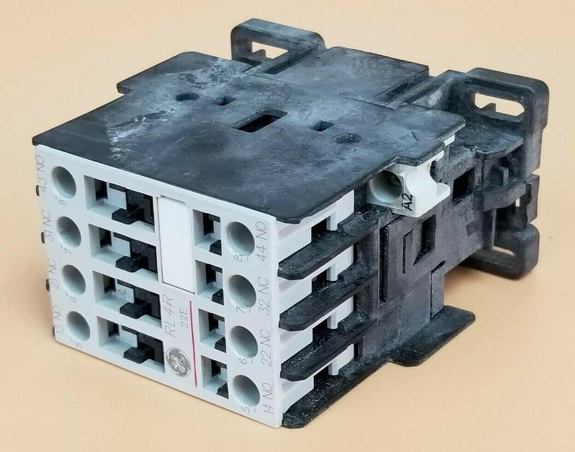 Used GENERAL ELECTRIC RL4RA022T CONTACTOR MOD. 1 W/ LB1AJ COIL 110-120V 50-60HZ