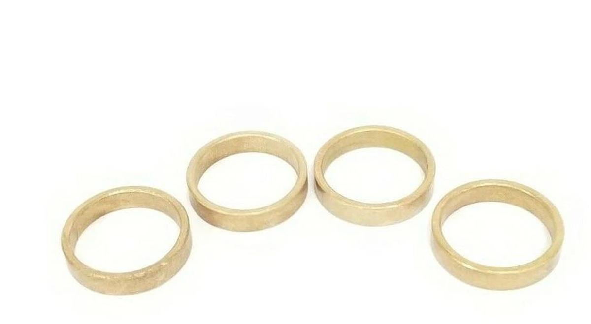 LOT OF 4 NEW DEZURIK 1117666 BRASS BUSHINGS
