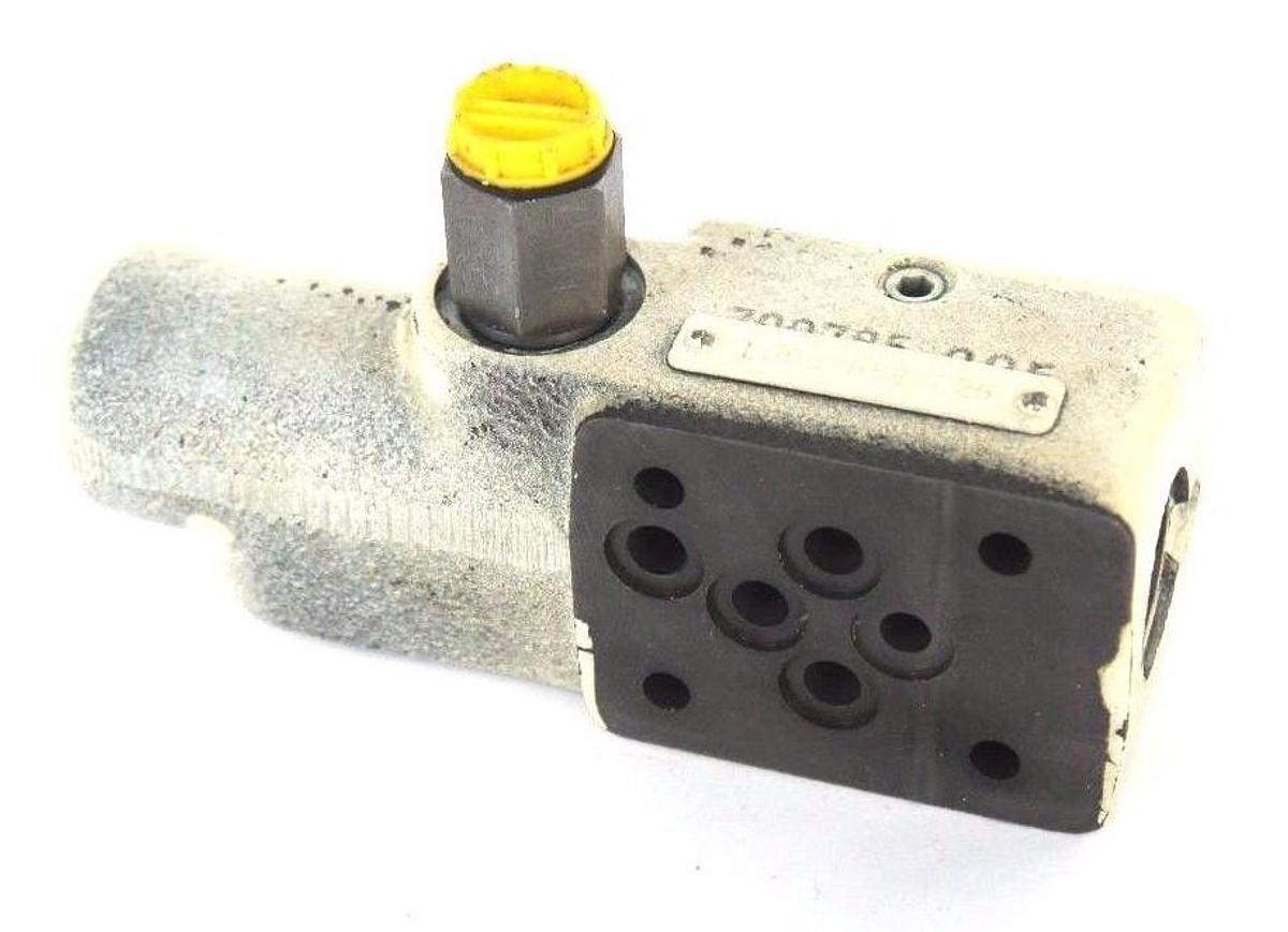 Used BOSCH 799785-005 HYDRAULIC CONTROL VALVE 799785005 L00928580C26