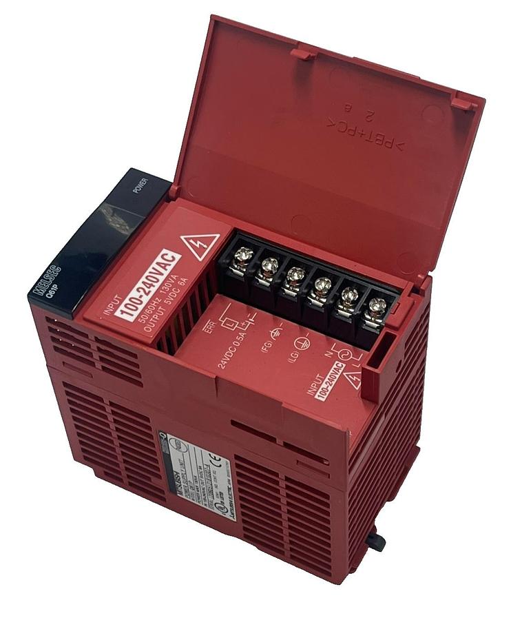 Used Mitsubishi Q61P MELSEC-Q Series PLC Power Supply Module 100-240VAC Input