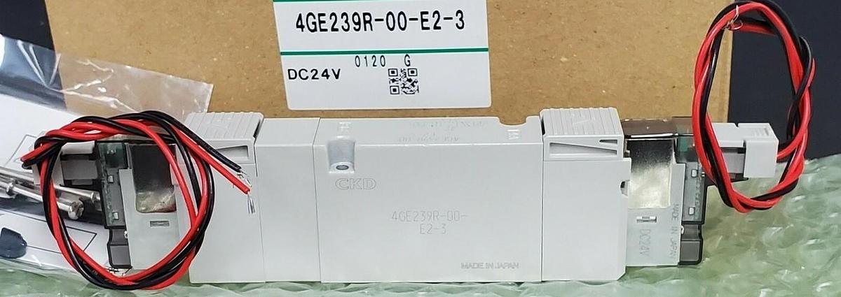 NEW CKD CORP. 4GE239R-00-E2-3 DISCRETE VALVE DC24V 4GE239R00E23