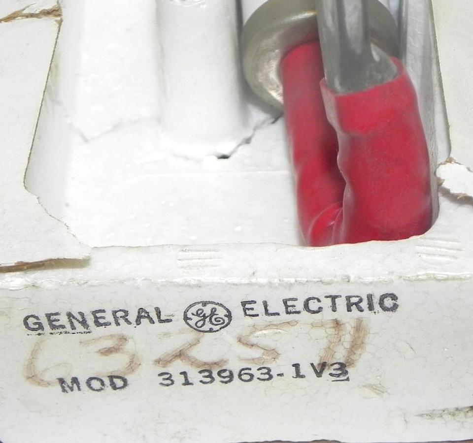 Used LOT OF 2 NEW GENERAL ELECTRIC MOD 313963-1V3