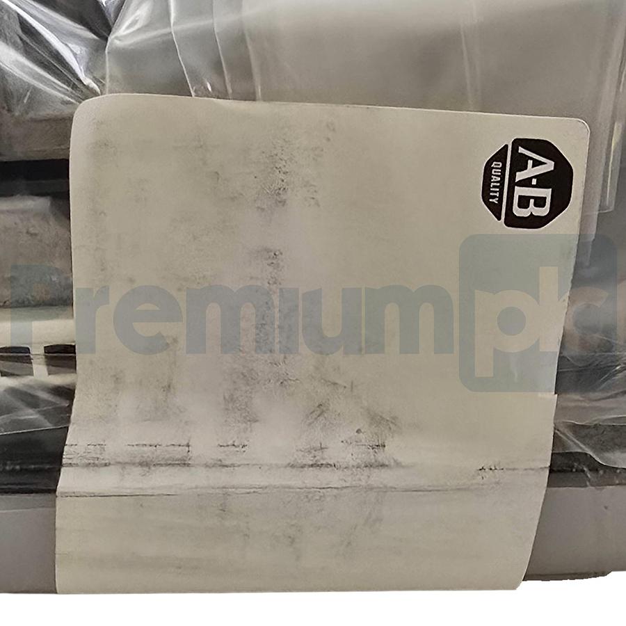 Used Allen-Bradley 2711P-T7C4D8 /A + RP8D PanelView Plus 6 700 Terminal 6.5" 24V NSMP