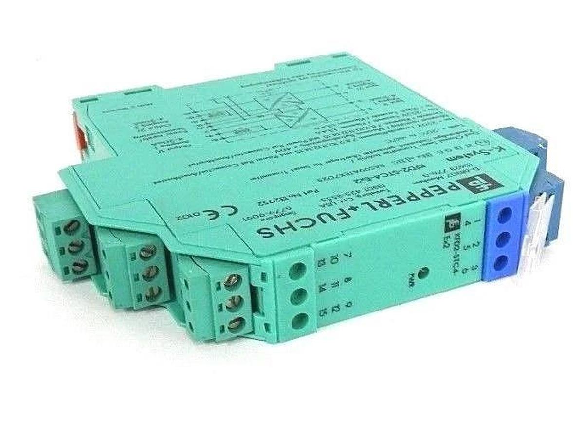Used PEPPERL + FUCHS KFD2-STC4-EX2 2-WIRE SMART TRANSMITTERS P/N: 132952