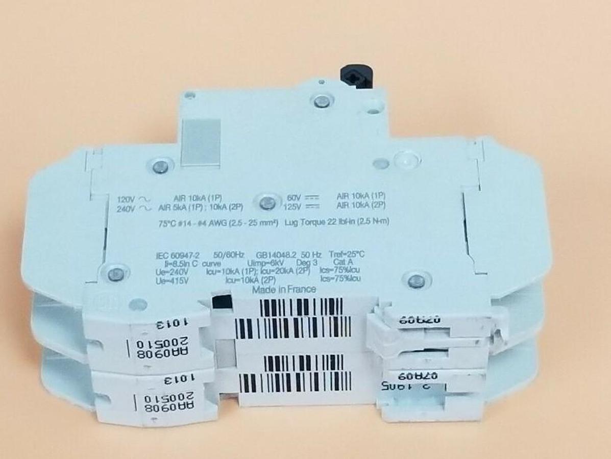 Used NEW SCHNEIDER ELECTRIC 60135 CIRCUIT BREAKER C60, MULTI 9, C 1A, 240V, 2P