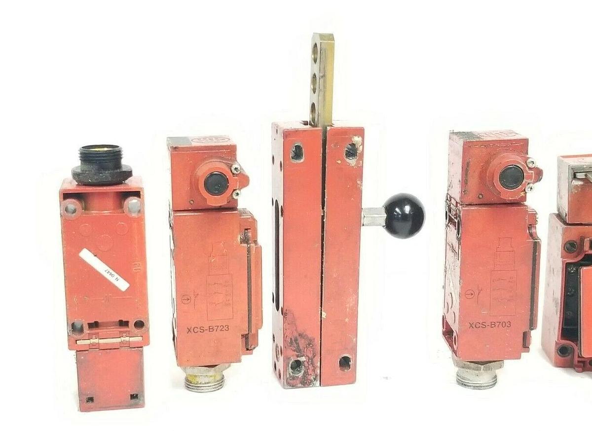 Used LOT OF TELEMECANIQUE XCS LIMIT SWITCH PARTS