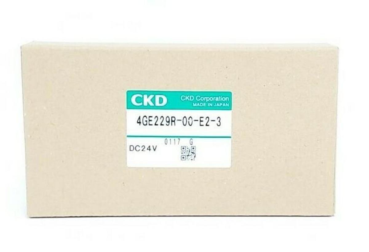 NIB CKD 4GE229R-00-E2-3 SOLENOID VALVE 4GE229R00E23, DC24V