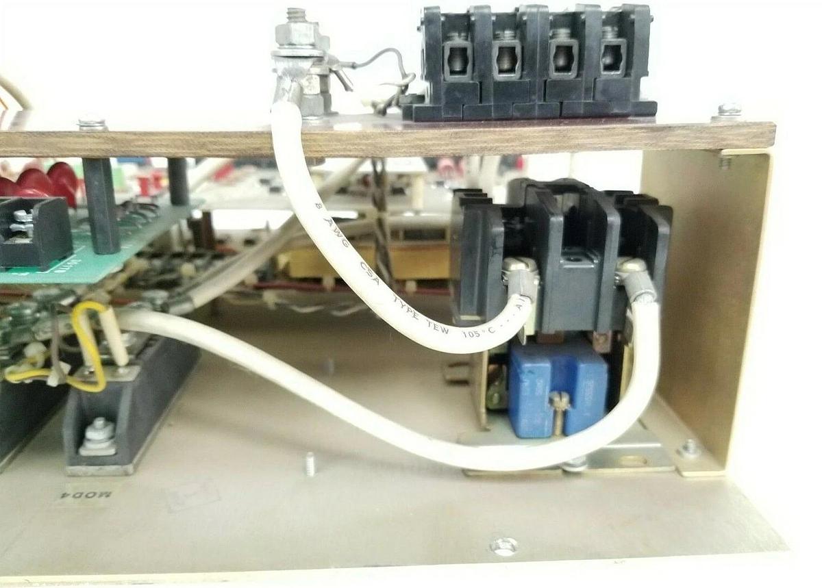 Used POLYSPEDE FHP-100 ADJUSTABLE SPEED DRIVE HP SER. OPTION: D 150-240VDC 230VAC