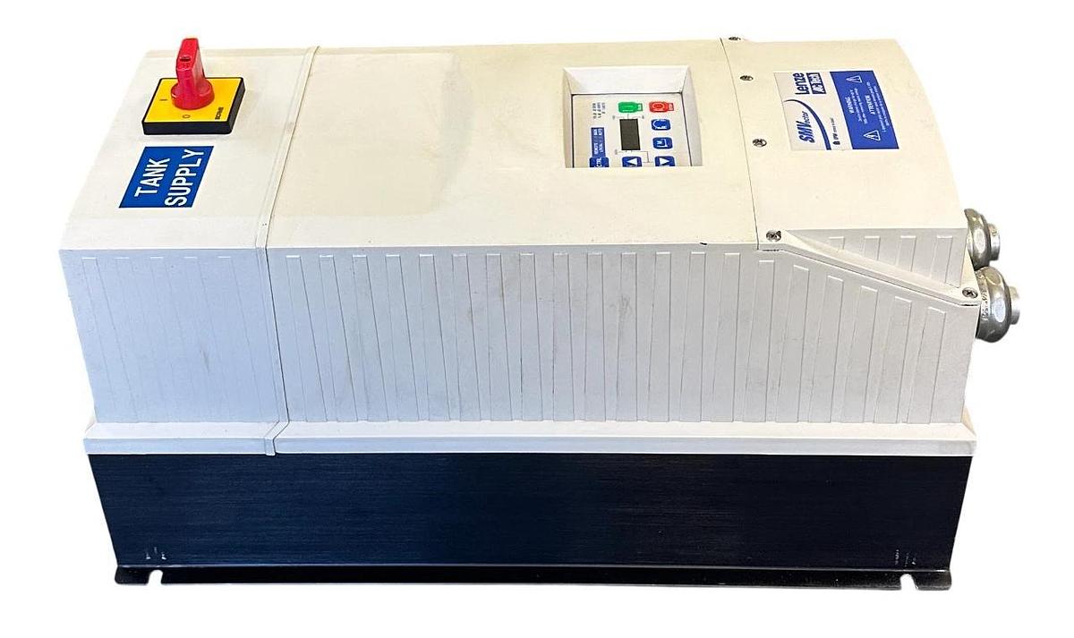 Used LENZE AC TECH ESV183N04TMD / 13437840 SMVector DRIVE 18.5kW/25HP 400/480V USNP
