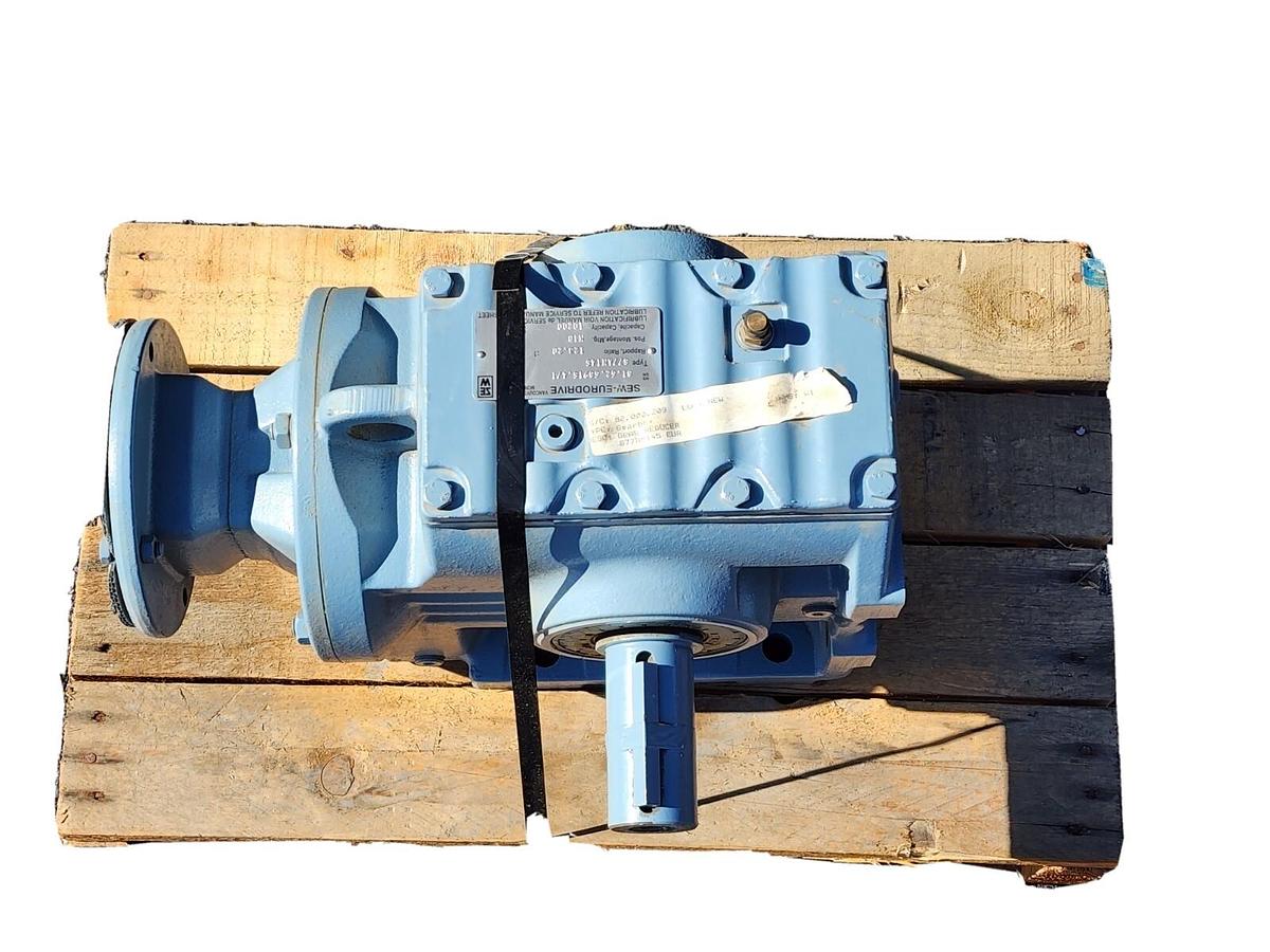 Used NEW SEW-EURODRIVE S77AM145 GEARBOX REDUCER 123.20:1 RATIO
