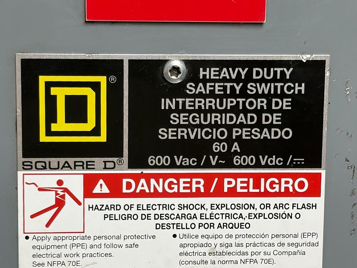 Used Square D HU362 Safety Switch 60A 600VAC 600VDC 3 Pole Non-Fusible Disconnect