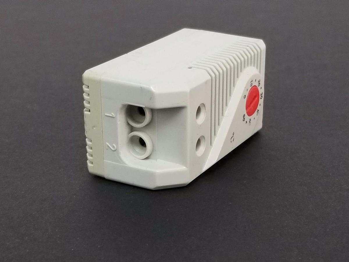 Used SAREL TYPE 17561 A OUVERTURE TEMPERATURE SENSOR MODULE 250 VAC