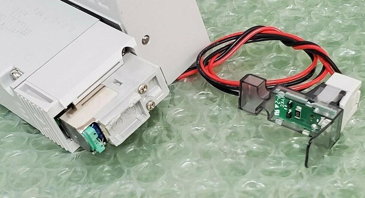 Used NIB CKD 4GE320R-10-E2-3 VALVE ASSEMBLY 4GE320R10E23, DC24V