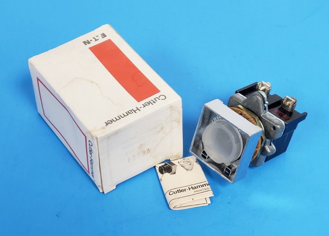 Used NIB CUTLER-HAMMER E30BA COMPACT PUSHBUTTON INDICATING LIGHT 120V, 60/50HZ