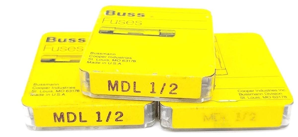 Used LOT OF 15 NEW COOPER BUSSMANN MDL-1/2 FUSES .5A, 250VAC TIME DELAY