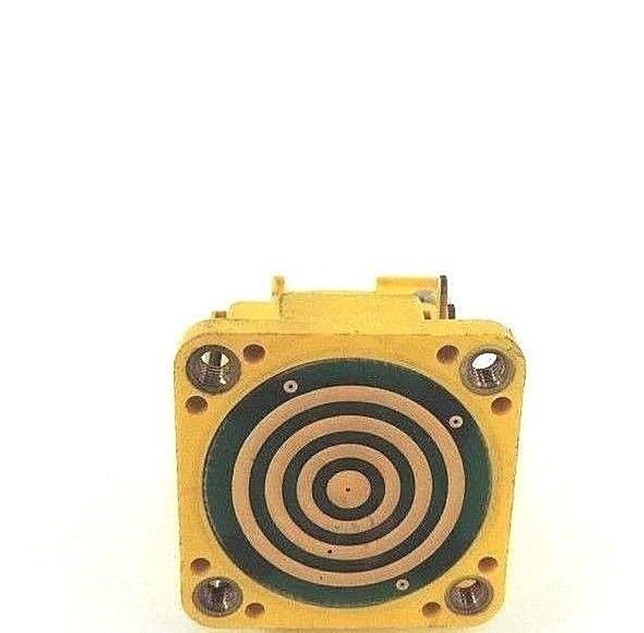 Used BANNER R2PBA MAXI-BEAM POWER BLOCK 9803A