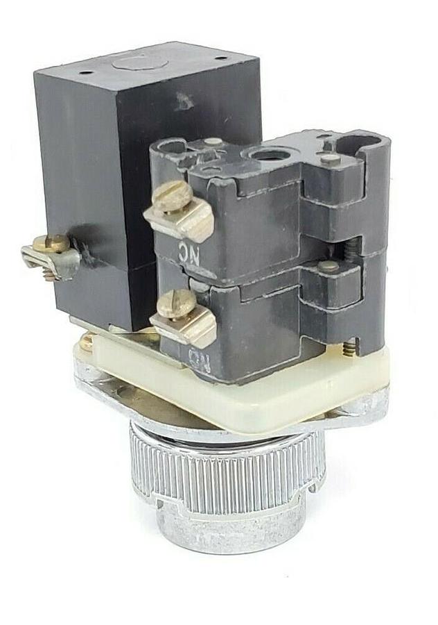 Used WESTINGHOUSE OT3PF PUSHBUTTON TRANFORMER 120V 60HZ STYLE: 5676D14G06