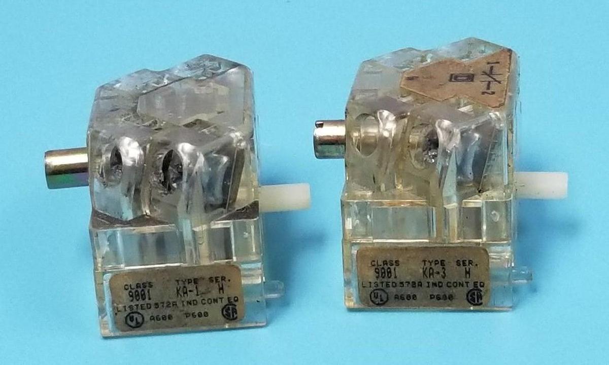 Used LOT OF 2 SQUARE D CONTACT BLOCKS 9001 KA-3 & 9001 KA-1 SER. H
