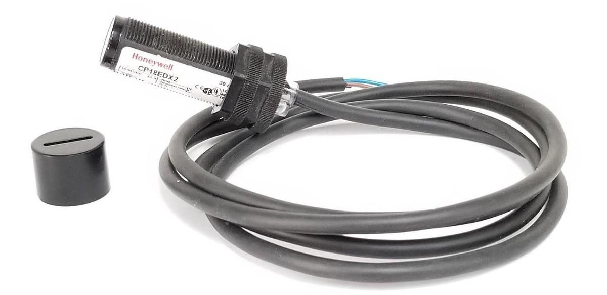Used HONEYWELL CP18EDX2 PHOTOELECTRIC SENSOR 10-30VDC