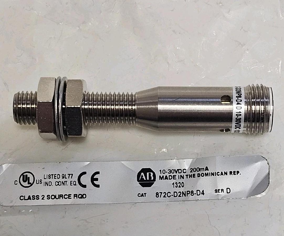 Used NEW ALLEN BRADLEY 872C-D2NP8-D4 SER. D INDUCTIVE SENSOR 10-30 VDC 200mA