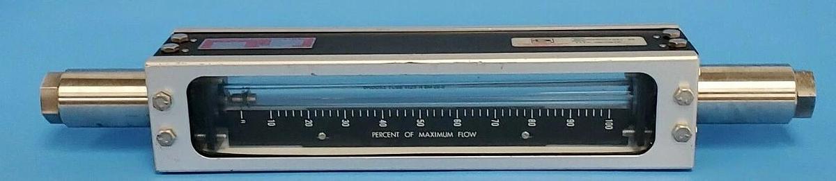 Used BROOKS INSTRUMENTS 1110-08H2B1A SLPM FLOW METER, 0-100% OF MAX FLOW, 111008H2B1A