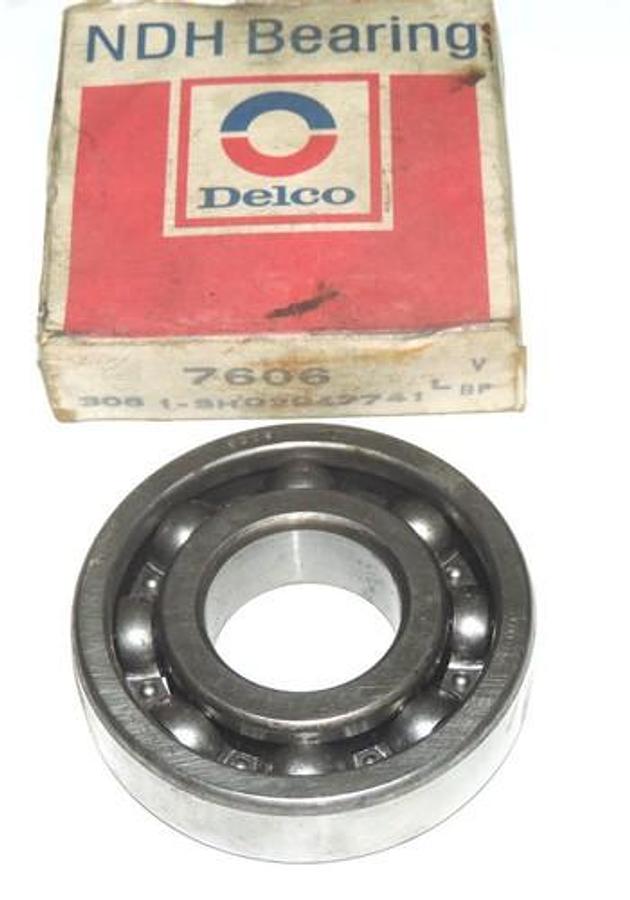 Used NIB NDH BEARING DELCO 7606 BEARING NACHI 6306, 306 1-SH 02947741