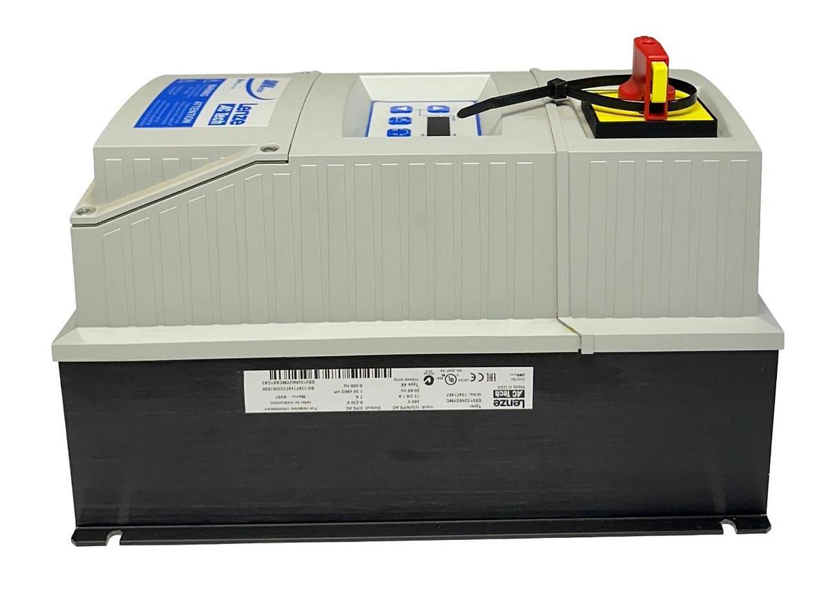 LENZE AC TECH ESV152N02YMC / 13471487 SMVector 1.5kW/2HP ESV152N02YMCXX1C43 NSMP