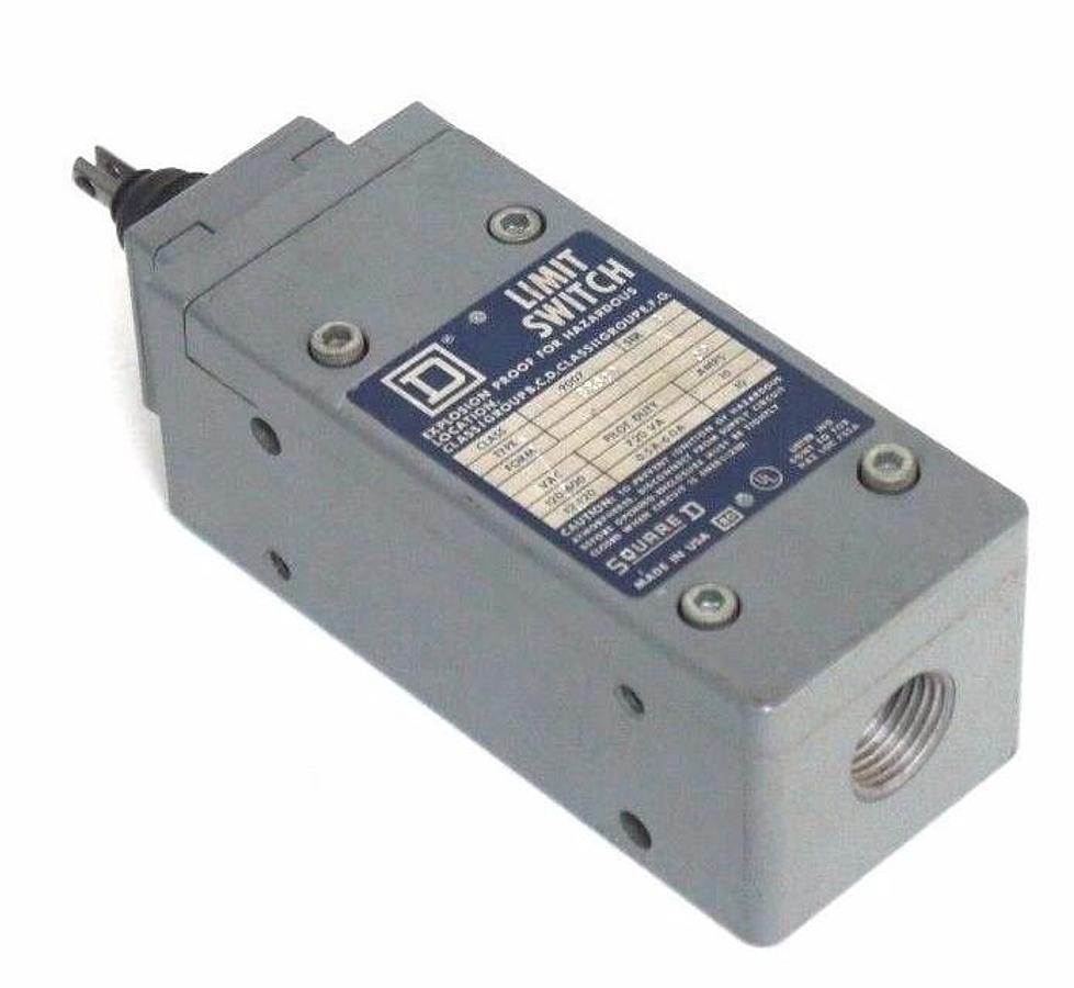 Used SQUARE D 9007-BR53D LIMIT SWITCH SER A 9007BR53D