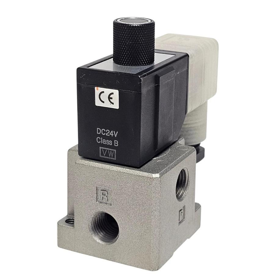 NEW SMC VT317-5DZ-02-Q SOLENOID VALVE VT3175DZ02Q 24VDC