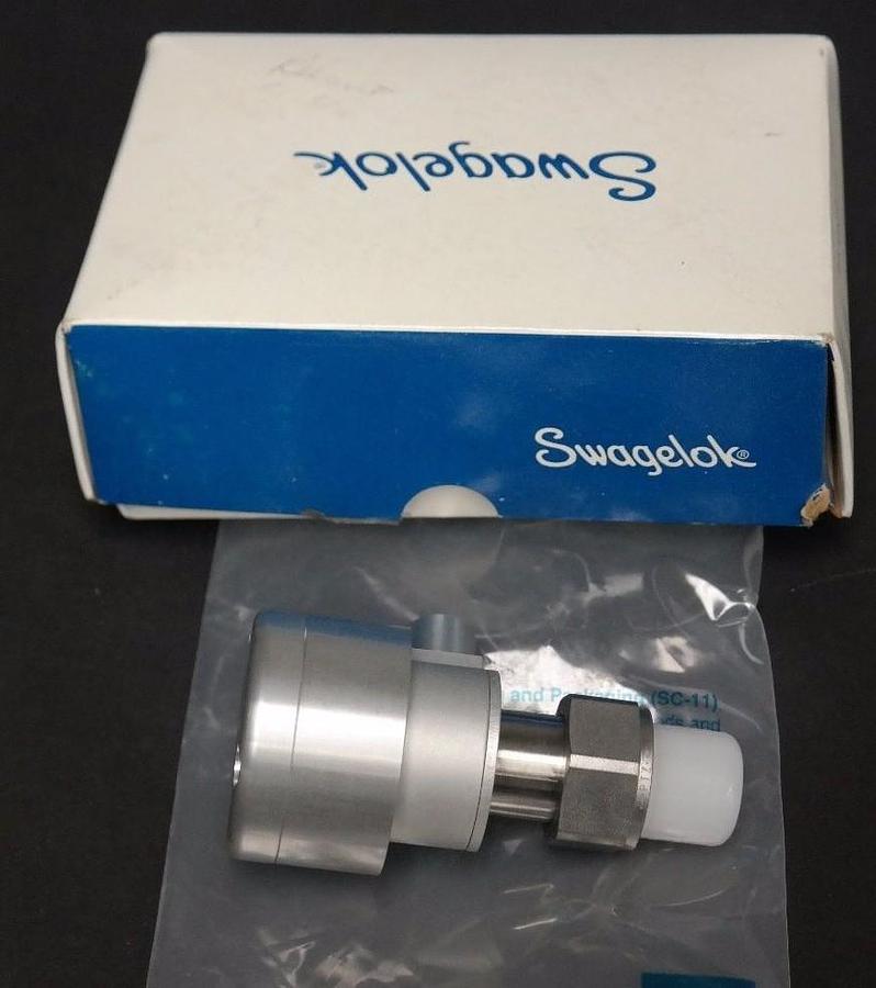 NIB SWAGELOK SS-8BK-V47 BELLOWS VALVE SC11 CLEAN SS8BKV47