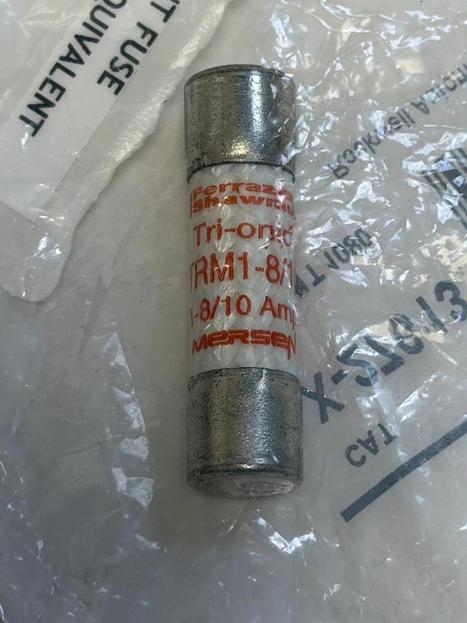Used LOT OF 2 NEW ALLEN BRADLEY X-276132 FUSES 1.8A 250V X276132