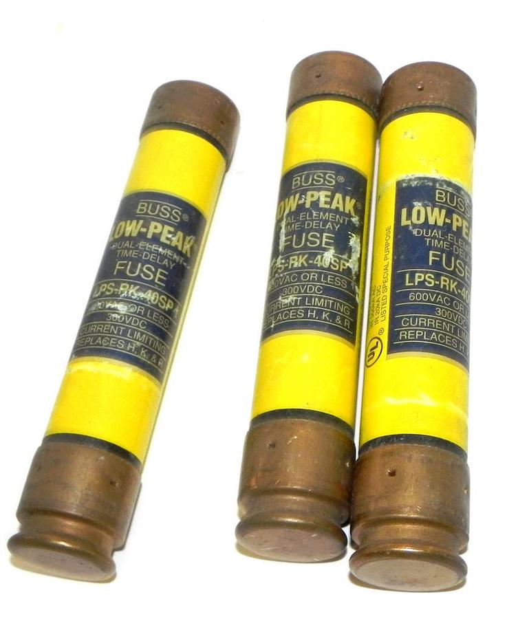 Used LOT OF 3 BUSSMANN LPS-RK-40SP FUSES 40AMP DUAL ELEMENT TIME-DELAY 600VAC 300VDC