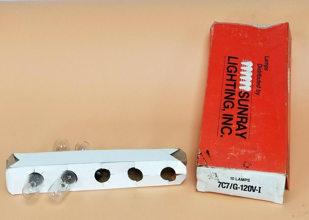 Used BOX OF 4 NEW SUNRAY LIGHTING 7C7/G-120V-I LAMPS