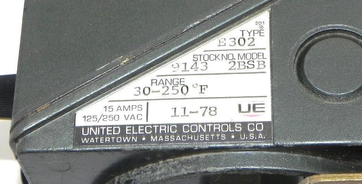 Used UNITED ELECTRIC TYPE E302 STOCK NO. 9143 2BSB TEMPERATURE CONTROLLER 30-250DEG F