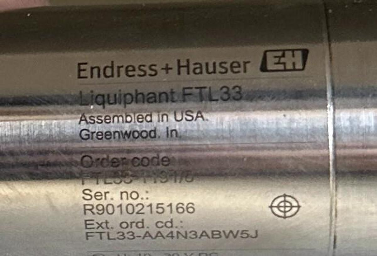 Used ENDRESS+HAUSER FTL33-AA4N3ABW5J Liquiphant FTL33 LEVEL SWITCH 10-30VDC USNP