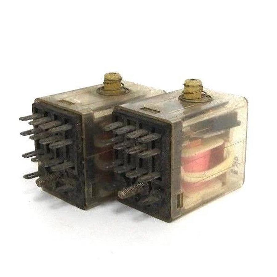 Used LOT OF 2 ALLEN BRADLEY 700-HC14A1-1-4 RELAYS SER. A, 120VAC