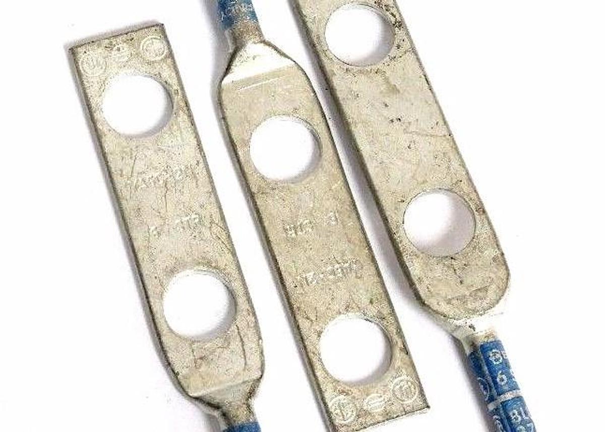 Used LOT OF 3 BURNDY YA6C-2N CRIMP LUG CONNECTORS 6 STR CU BLUE YA6C2N