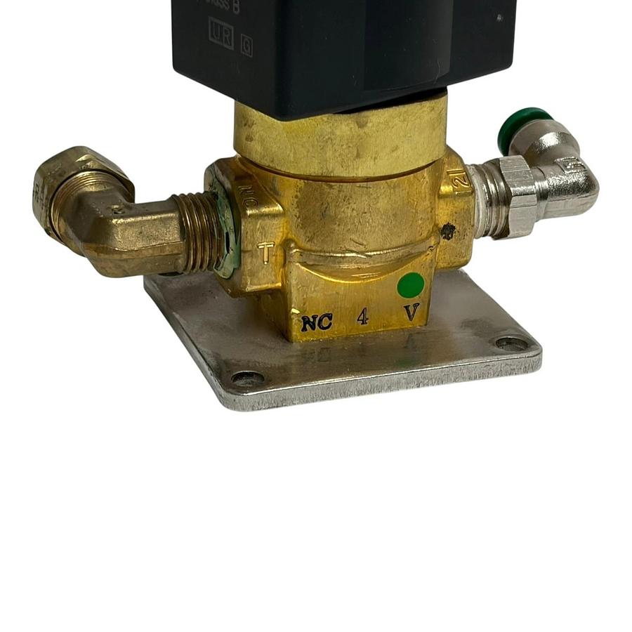 SMC VX3340V-02N-5D1-B 3-Way Solenoid Valve Vacuum 24VDC Machined Base