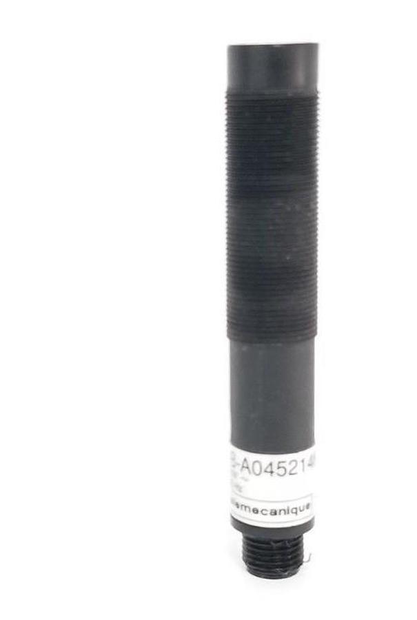 Used TELEMECANIQUE XUB-A045214K PHOTOELECTRIC SENSOR XUBA045214K