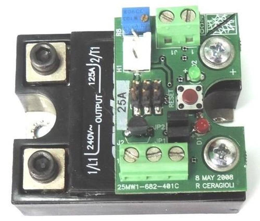 Used CRYDOM CWD24125-10 RELAY W/ ECD 25MW1-682-401C BOARD CWD2412510