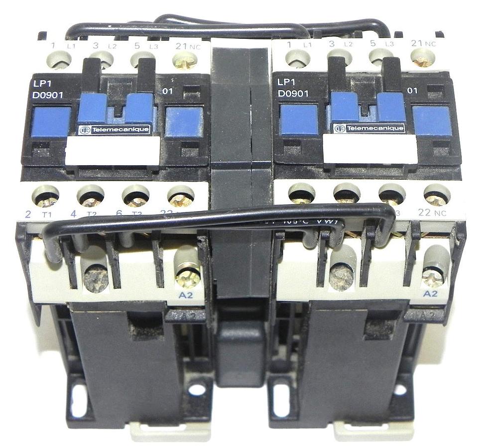 Used TELEMECANIQUE LP2D0901 REVERSING CONTACTOR