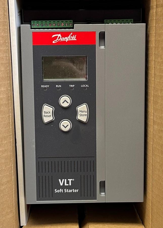 Used DANFOSS MCD6-0063B-T5-S1X-20-CV1 / 136G8762 VLT SOFT STARTER 30kW/40HP 3PH NSMP
