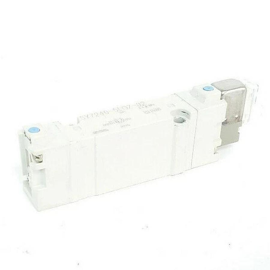 Used SMC SY7240-5LOZ-02 DOUBLE SOLENOID VALVE SY72405LOZ02