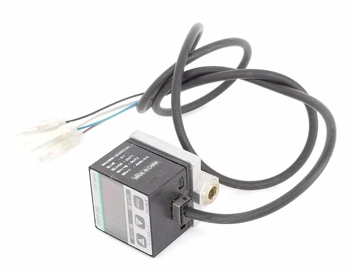Used SUNX DP2-20 DIGITAL PRESSURE SENSOR DP220, 12 TO 24V DC